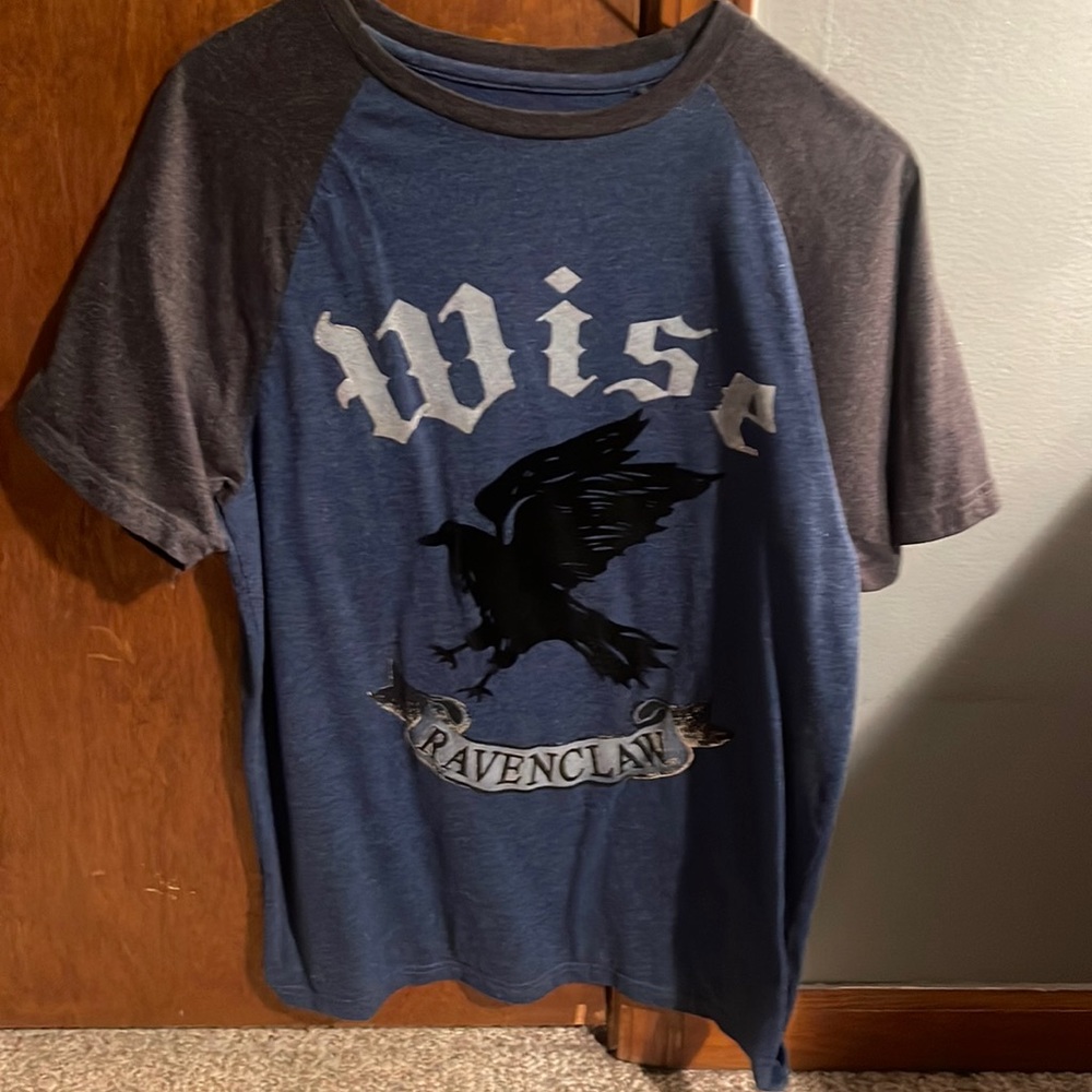 Harry Potter T-Shirt Medium Wizarding World Ravenclaw Wise Universal Studio
